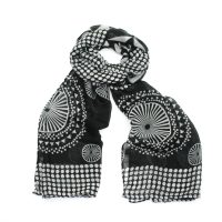 black geometric patterned scarf